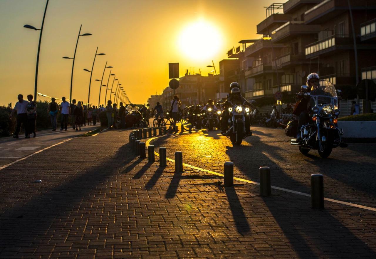 Open Space On The Sea Of Rome !:) Apartment Lido di Ostia Ngoại thất bức ảnh