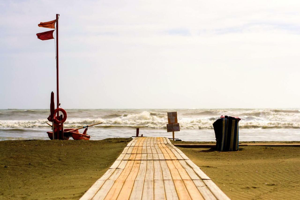 Open Space On The Sea Of Rome !:) Apartment Lido di Ostia Ngoại thất bức ảnh